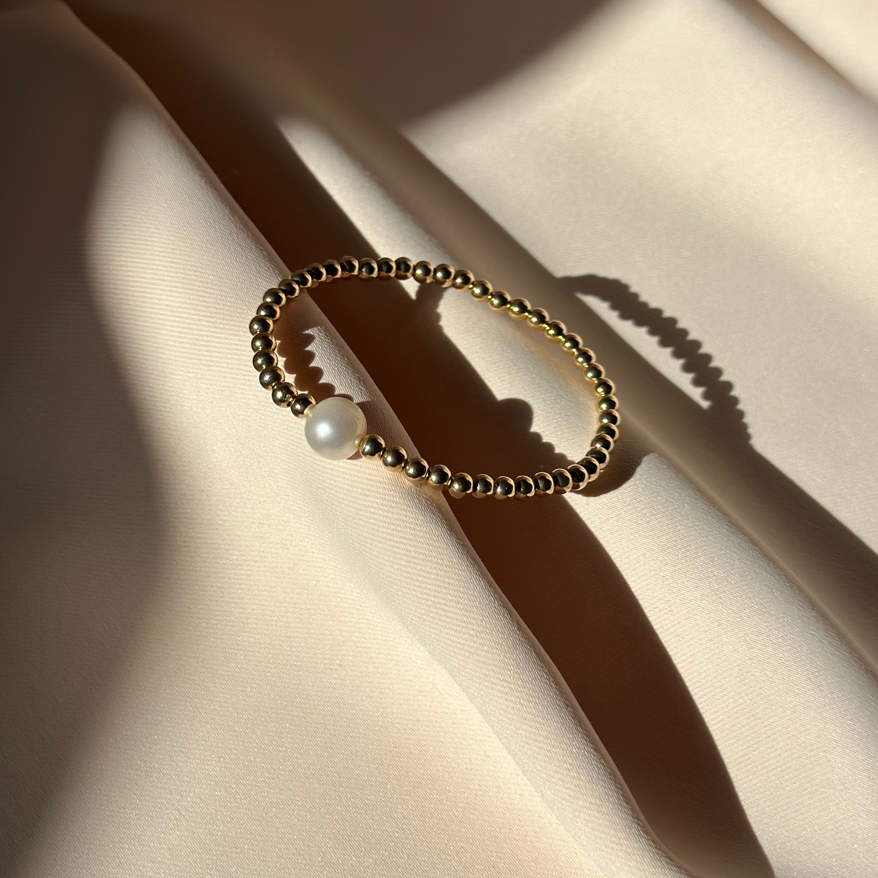 Pearl - Stretch Bracelet