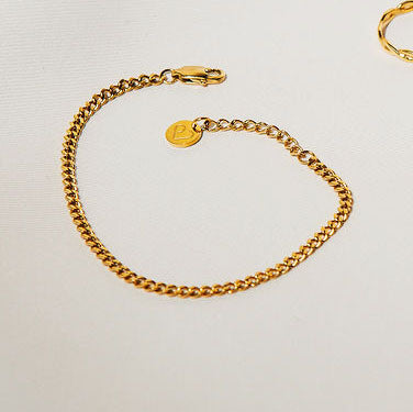 gold dainty chain link bracelet cubanitya