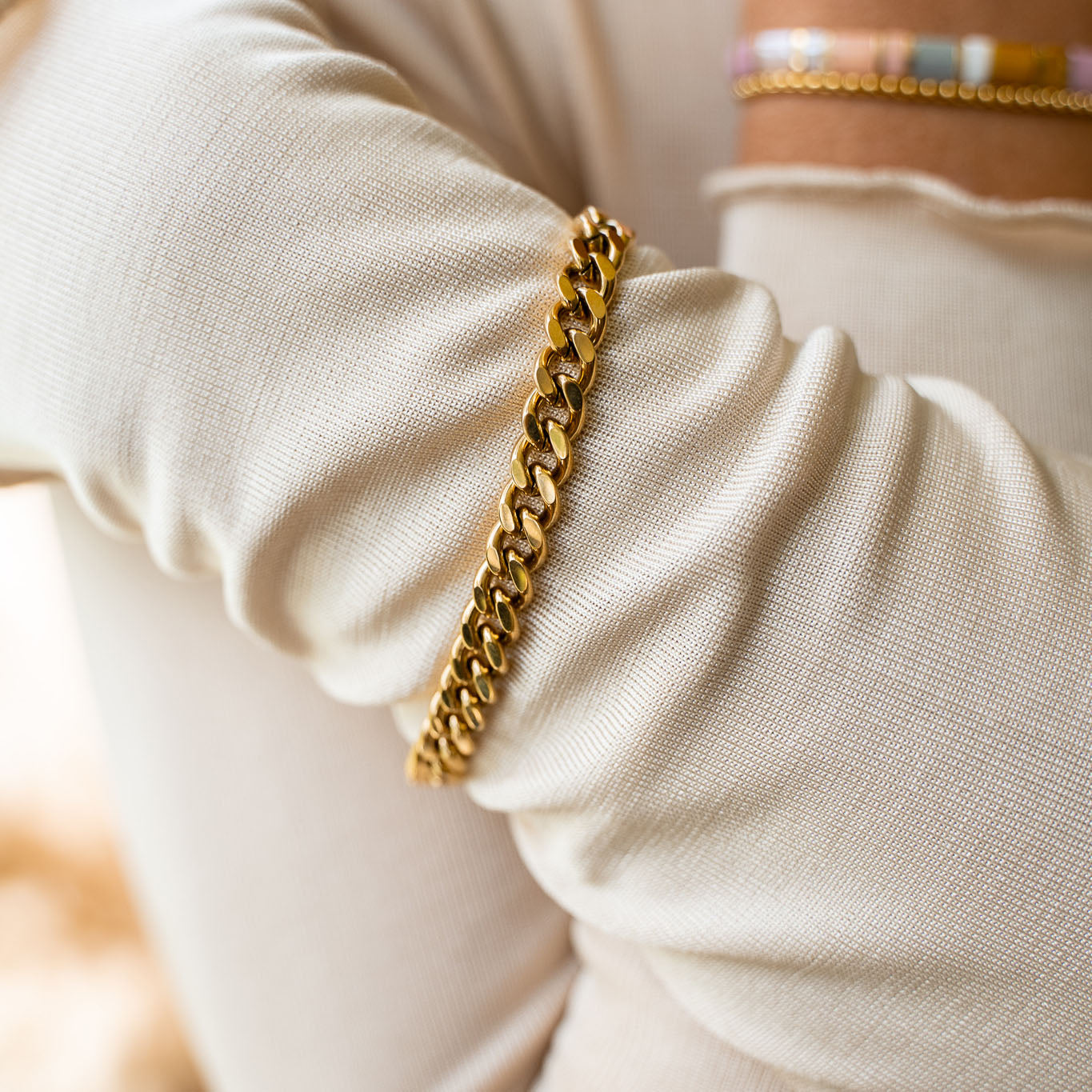 gold cubana link chain bracelet