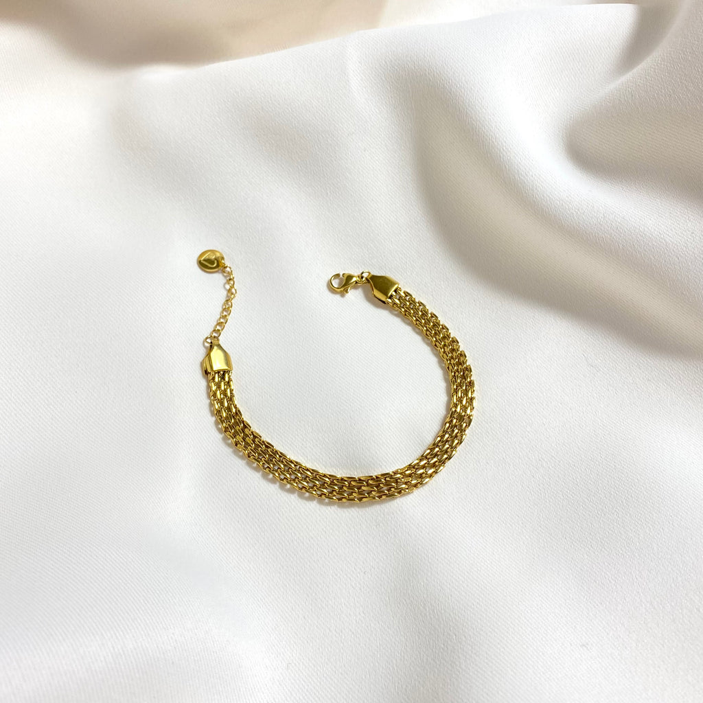 chunky chain link  gold bracelet 